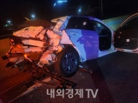 영동고속도로 이천서 2차 사고로 3명 부상