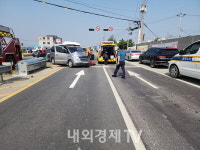 논산시 부적면 삼거리서 챠량 3중 충돌...6명 중경상