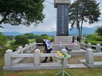 호국보훈의 달, 숭고한 헌신 기리며...포천서 6·25 자원봉사단 정기 참배