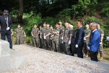군번 없는 호국 영웅들을 기리다...포천 독수리유격대 전적비서 열린 추념식