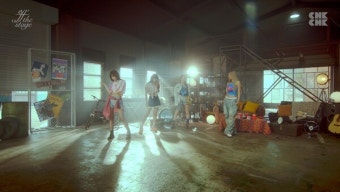 하이키, 미니 3집 'LOVE or HATE' 발매… '오프 더 스테이지' 출격