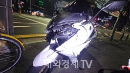 대전 유성구 봉명동의 한 교차로에서  음주차량 배달 오토바이 쾅...1명 중상