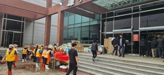 이재명 대표, 청송군 진보면 문화체육센터 방문