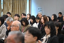동두천시테니스연합회 | "노래와 메달의 향연"...동두천시 4월 월례조회 현장