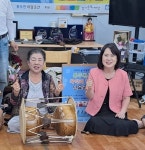 우리가락으로 쑥쑥... 정계숙 전 동두천시의원, 이담곳간 민요봉사단 격려