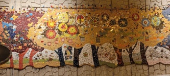 음침했던 터널이 아름다운 정원으로… 주민 손에서 피어난 기적