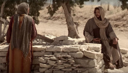   “먼저 사람이 되어라”  