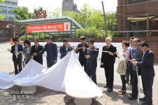   5.18 광주 민주항쟁이 명동성당 문 앞에 찾아오다 