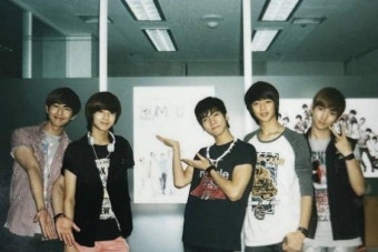 그룹 샤이니가 데뷔 15주년을 맞았습니다.