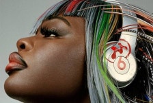 #MEWS 눈길을 끄는 요즘 협업 3