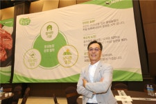 1.2톤짜리 슈퍼한우 나왔다... 기본은 사양관리