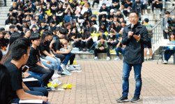 [#issue #money] 김제동의 고액 강연료 논란, 어떻게 봐야 할까