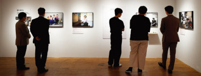 현대인의 ‘마음 안전기지’, 아버지·어머니 사랑 조명한 전시