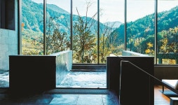 힙한 힐링 명소로 떠오른 사우나