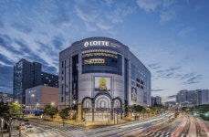 백화점인 줄 알았는데 슈퍼마켓?...롯데백화점 일산점 식품관의 정체성 논란