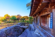 문경 가볼 만한 곳, 과거와 현재가 공존하는 다채로운 여행지