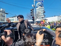 [속보] 한동훈, 부산 북구 구포시장 방문