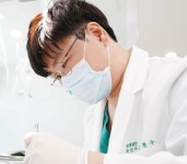 치아 상실 후 임플란트 치료, 빠른 식립보다 중요한 것은 구강 상태