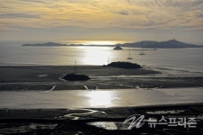 [포토]환상적인 석모도의 일몰과 보문사