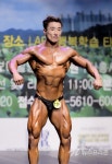 [포토] 최원근, 남자 통합 그랑프리 차지 (2017 시흥시장배 보디빌딩 대회)