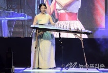 [포토]  퓨전 국악그룹 하나연의 공연 (안산 패션타운 페스티벌)