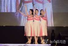 [화보] 평양 아리랑 예술단의 공연 (안산 패션타운 페스티벌)