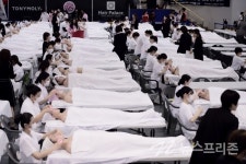 광천메뉴얼테크닉 | [포토] '제10회 K-뷰티킹 메이크업 페스티벌 어워드' 메뉴얼테크닉 경연대회