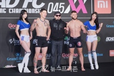 [포토] '영건스38' 박정교X황인수, '저희가 메인 이벤트 경기입니다~'(로드FC)