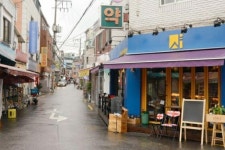 [사진으로 보는] 오래전 충주의 명동 관아골. 제2의 경리단길, 관리단길이 되다.