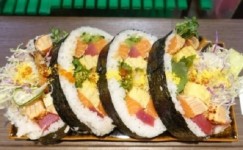 2TV 생생정보 장사의 신, 돌솥 갈비탕 & 유별난 맛집, 대왕 김밥-30cm 산더미 두루치기 소개