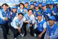 광명시장 박승원 후보, 대세 굳히기 철산 상업지구 합동유세