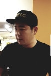 [기자가 만난 작가]  '상상이 현실이 되는 만평' 그린 고군작가