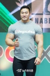 [포토] 이승철, '숨길 수 없는 끝판왕 바디'(스포엑스 나바코리아)