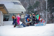 추울수록 좋다!지산리조트 스키장은 풍성한 선물로 따듯