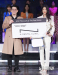 [포토] 임경민, 2019 더룩오브더이어 코리아 엔치과 모델상 수상