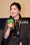 [포토]  이항나 배우 이쁜미소 무대인사,"영화 저 산 너머  언론배급 시사회"
