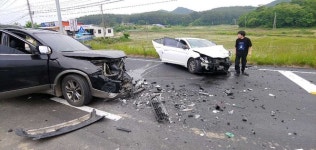 태안서 승용차끼리 정면 충돌...3명 중경상