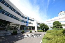 안양시, 장기 주차차량으로 민원 발생...만안구청 청사 부설주차장 8월 유료 전환