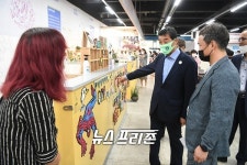 윤화섭 안산시장, 광덕종합시장 공유상회 본격 개소식 참석