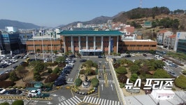 김해 공공체육시설 55일 만에 재개방