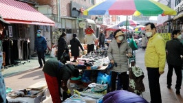 서춘수 함양군수 설 대목장 찾아 전통시장 활성화 노력