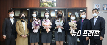 경남 55개 기업 화훼농가 돕고 학생 새출발 응원하고 