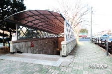 장애인이동권 차별하는 창원 종합운동장 사거리
