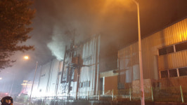 충남 논산 동물사료 제조공장서 불...4억 원 피해