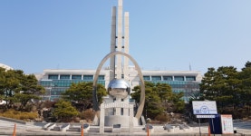화성시, 그린헬스포인트 청소년 140명 새 운동화 지원