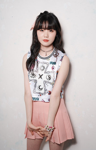 순천 출신 김나영, 트로트 신예 나영으로 데뷔 