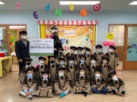굿네이버스 전북지역본부-장수어린이집, 위기가정아동 지원 위한 후원금 전달