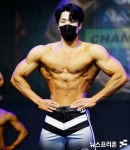 [NF포토] 윤성재, '어깨 근육이 살아있네~'(스포엑스 내추럴 챔피언십)