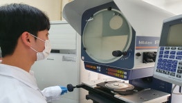 취업을 원하면  한국폴리텍 반도체융합캠퍼스 반도체품질측정과를 노크하라