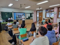 축구 국가대표 조유민 선수, 대전 대양초서 진로 특강